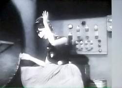 33111 B