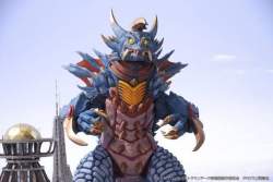 32590 B